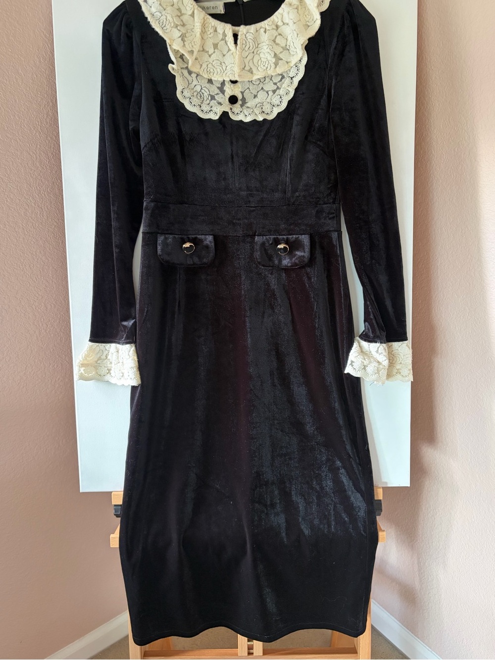 Yilikeren Black Velvet Gothic Lolita Lace Collar Dress Wednesday S M